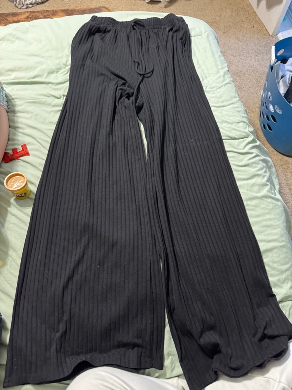 Women's Black Ribbed Wide-Leg Lounge Pants